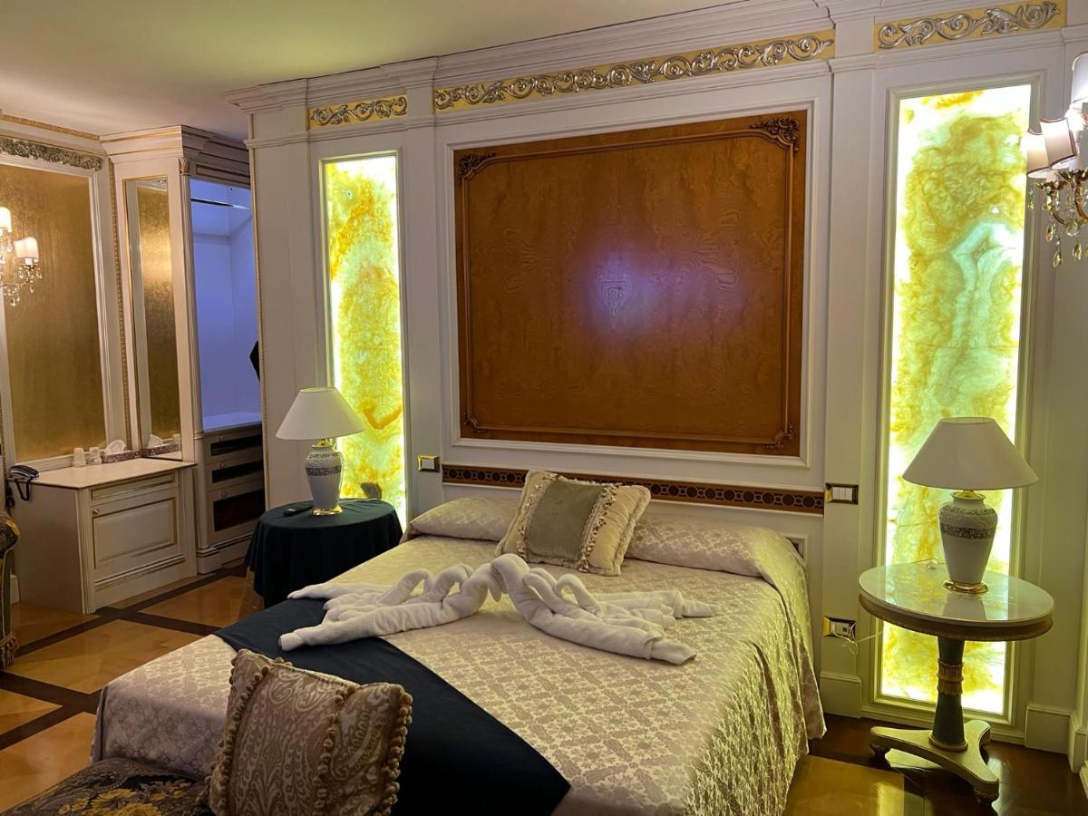Hotel Villa Pigalle Tezze sul Brenta Esterno foto
