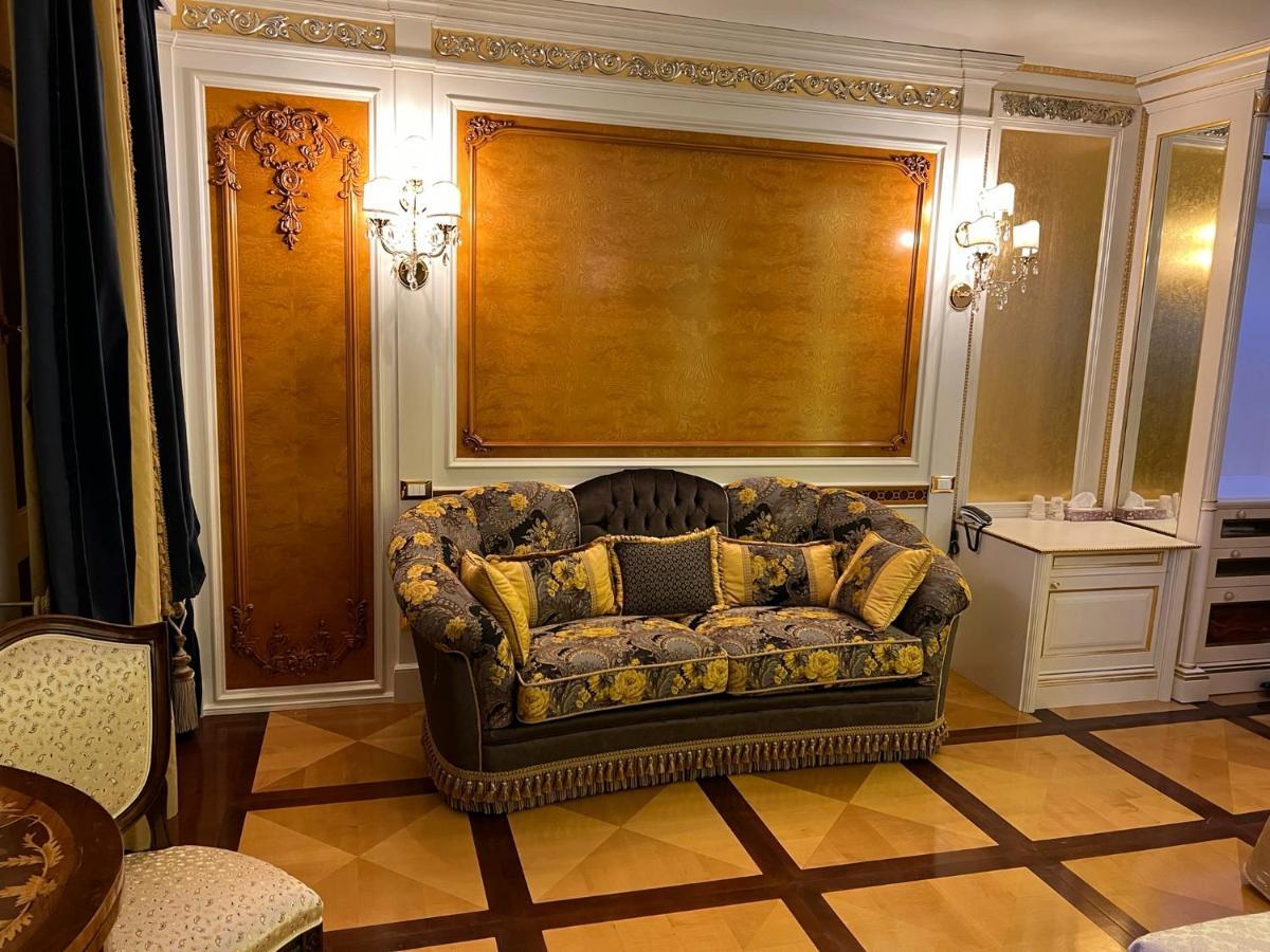Hotel Villa Pigalle Tezze sul Brenta Esterno foto