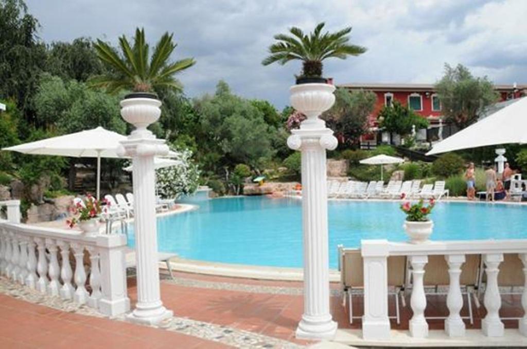 Hotel Villa Pigalle Tezze sul Brenta Esterno foto