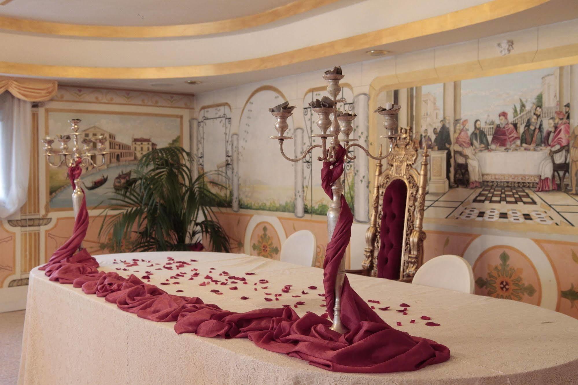 Hotel Villa Pigalle Tezze sul Brenta Esterno foto